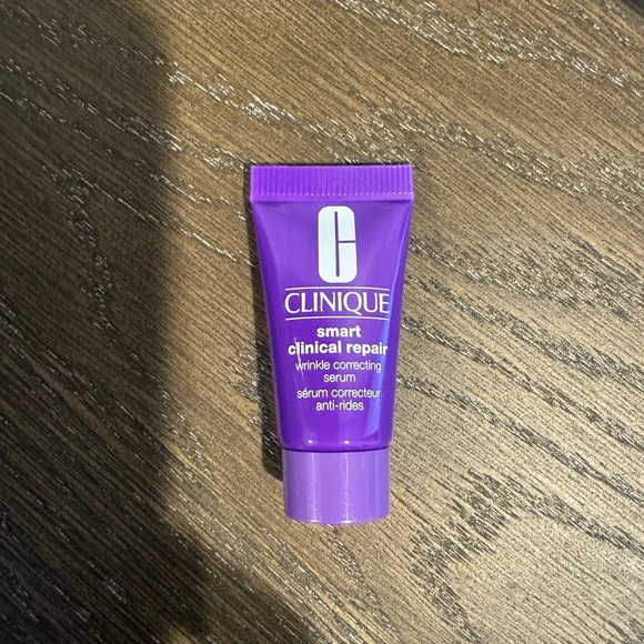 CLINIQUE 8 piece bundle travel set. NEW - Picture 3 of 9